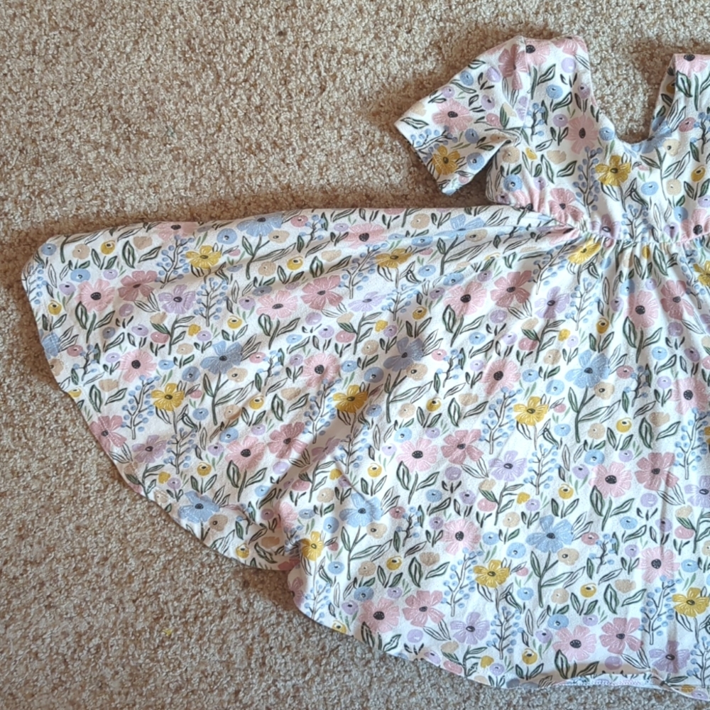 Size 4 Remie Girl Floral dress